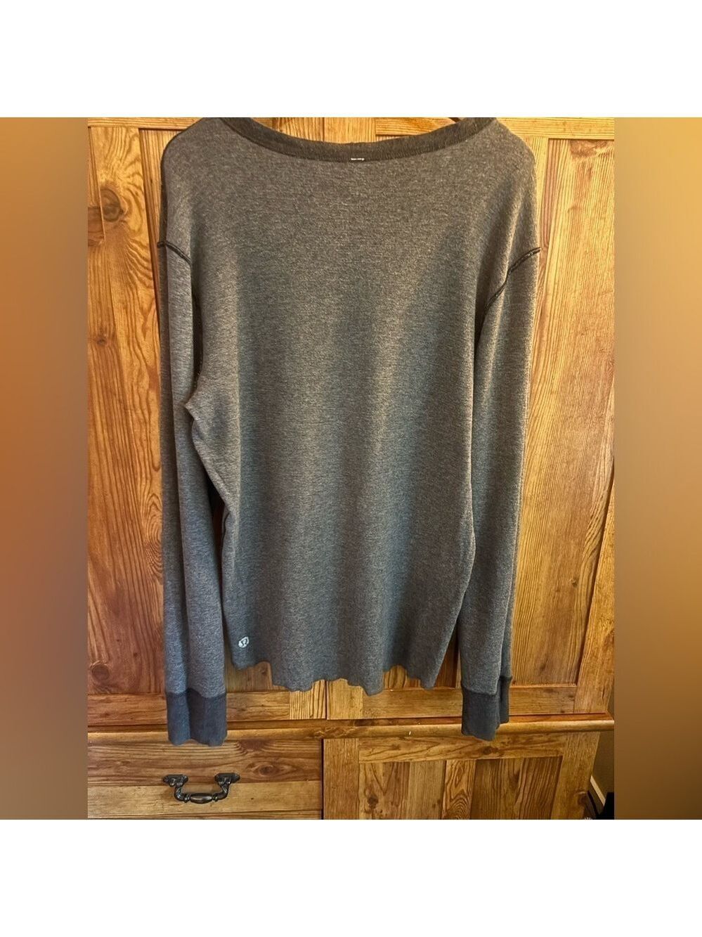 LULULEMON Dark or Light Grey Reversible Unisex Cotton Blend Long Sleeve Shirt - Picture 5 of 14